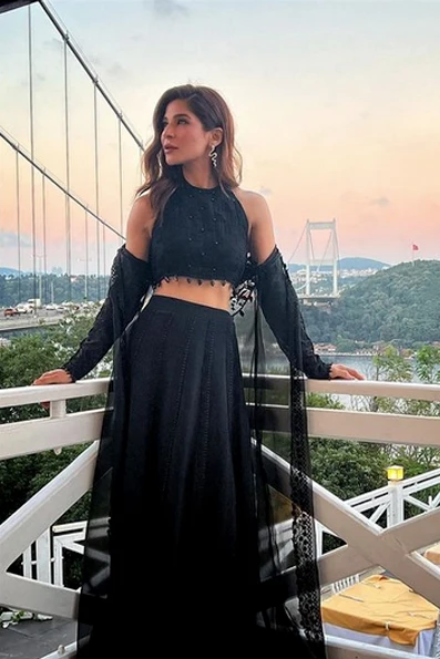 celeb-7